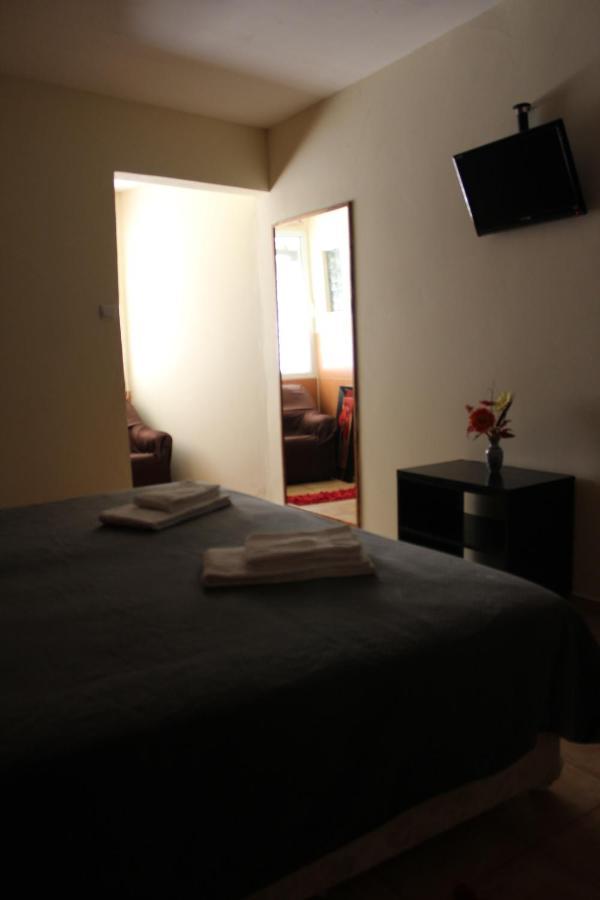 Guest house Bella Italia Ponta Delgada Esterno foto